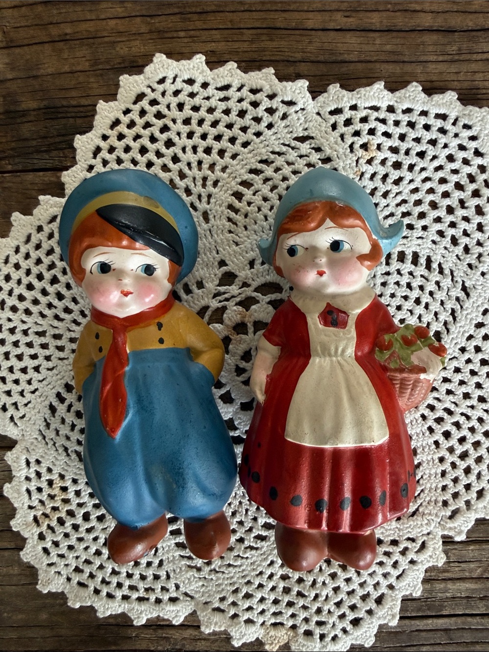 Vintage Hand-Painted Dutch Boy and Girl Figurines - Made in Japan